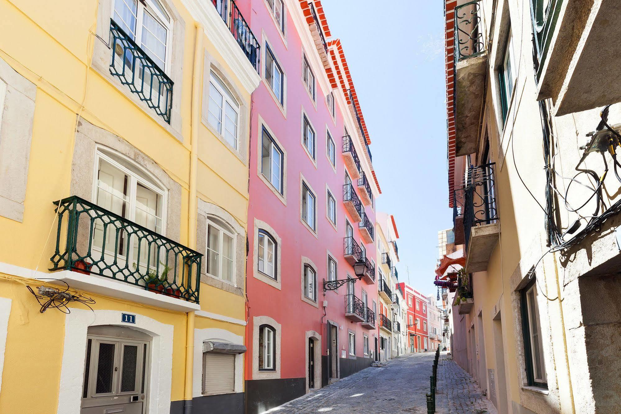 Hello Lisbon Sao Bento Boutique Apartments Bagian luar foto