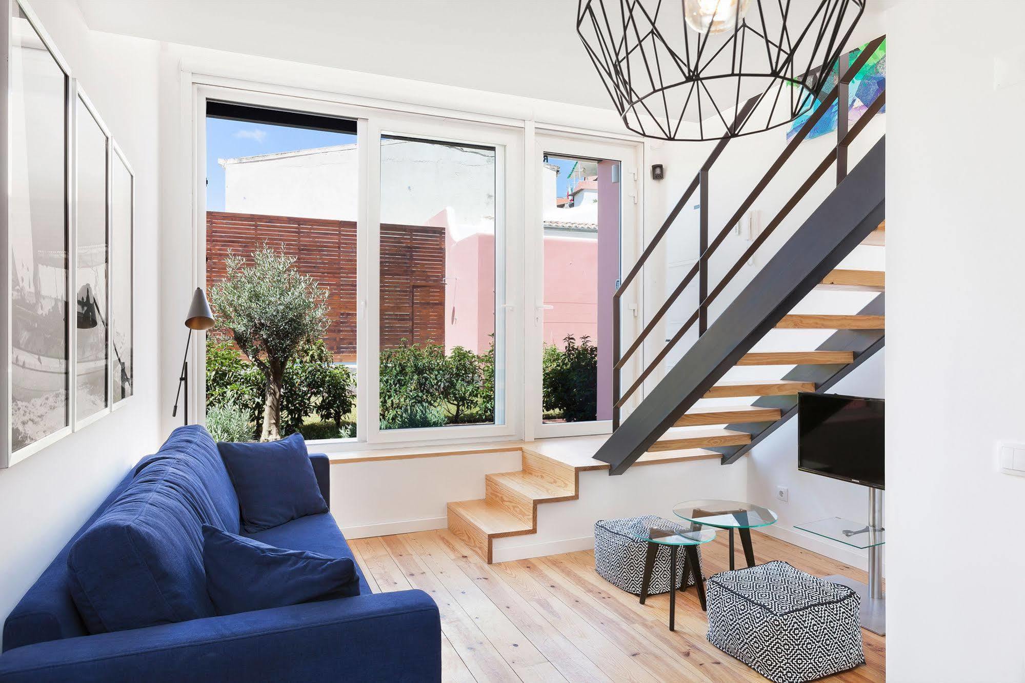 Hello Lisbon Sao Bento Boutique Apartments Bagian luar foto
