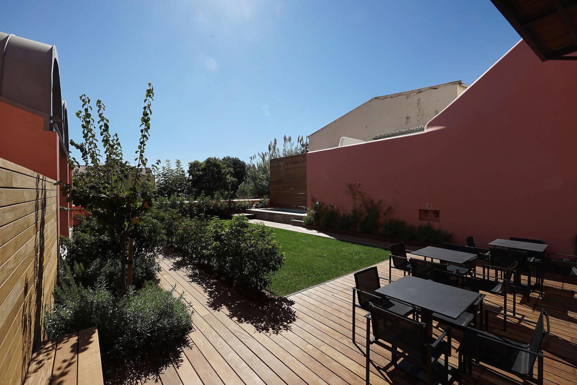 Hello Lisbon Sao Bento Boutique Apartments Bagian luar foto